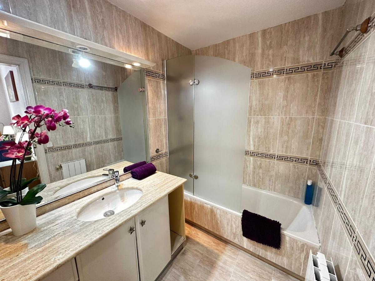 Rooms Calabria Barcelona Eksteriør bilde