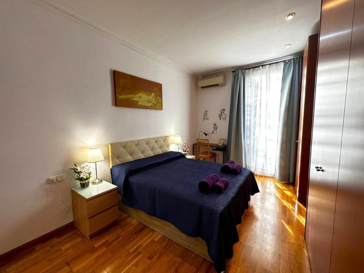 Rooms Calabria Barcelona Eksteriør bilde
