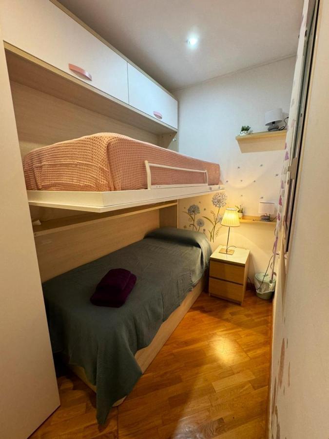 Rooms Calabria Barcelona Eksteriør bilde