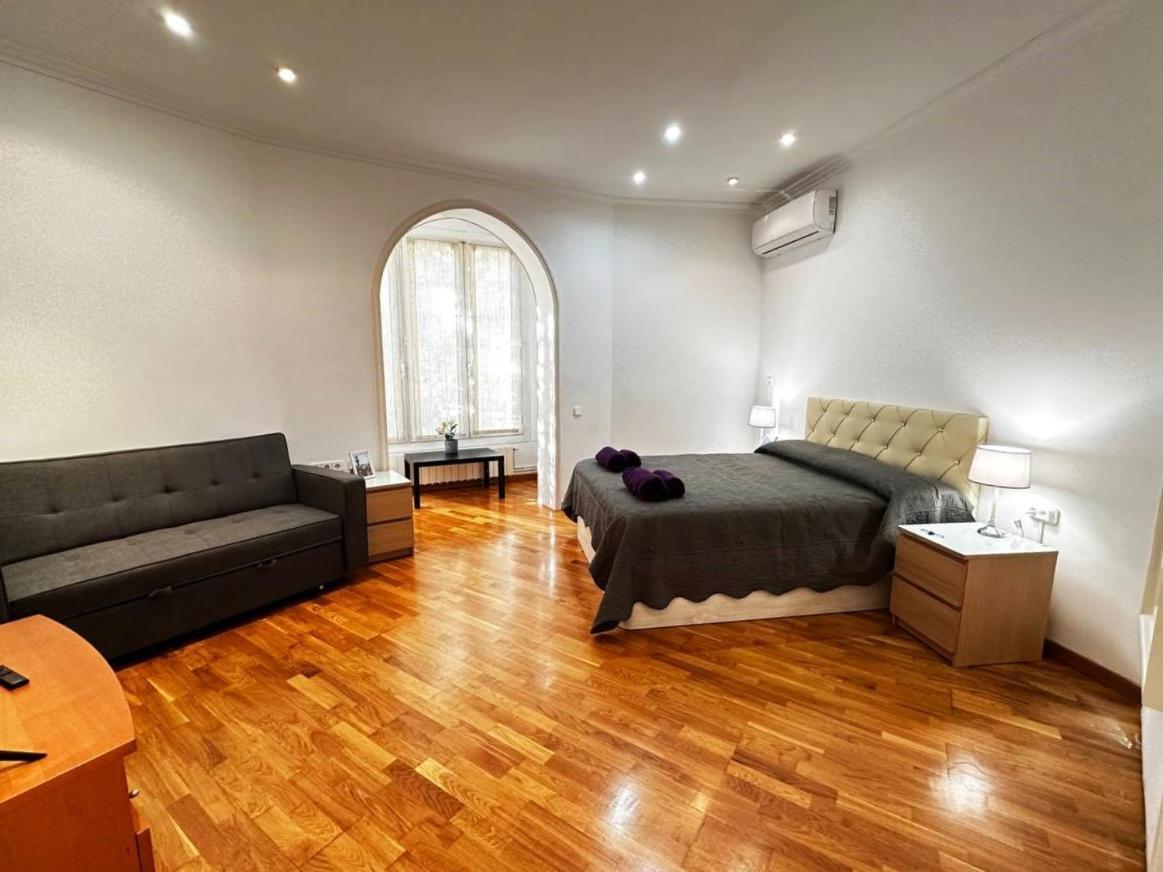 Rooms Calabria Barcelona Eksteriør bilde